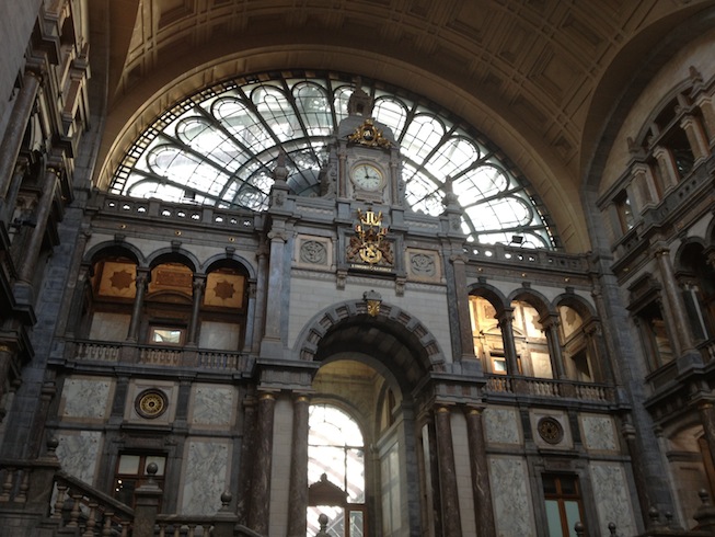 La gare d'Anvers